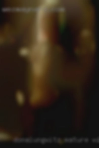 Donalungwitz mature wife caught masturbating in bed